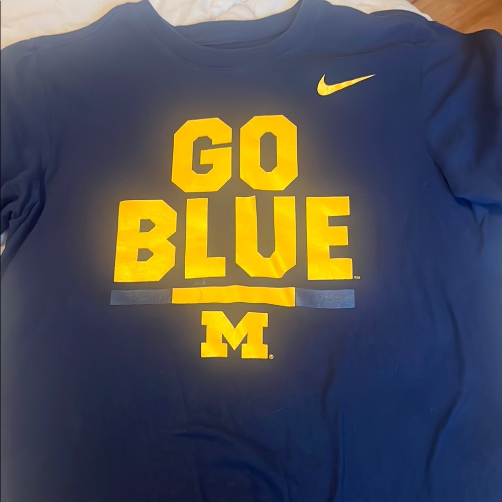 Nike Blue and Yellow Short Sleeve Tee